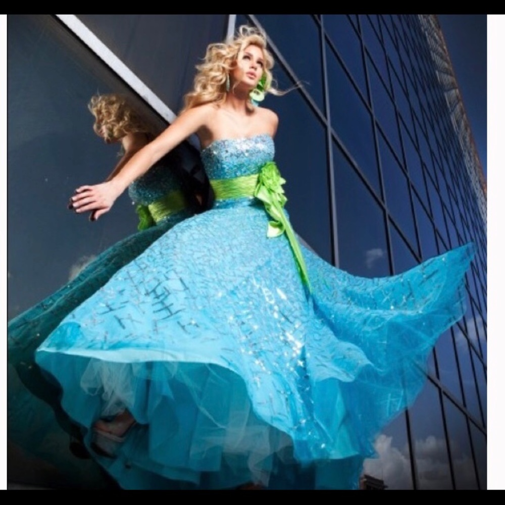 Tony Bowls Pageant/Prom Dress